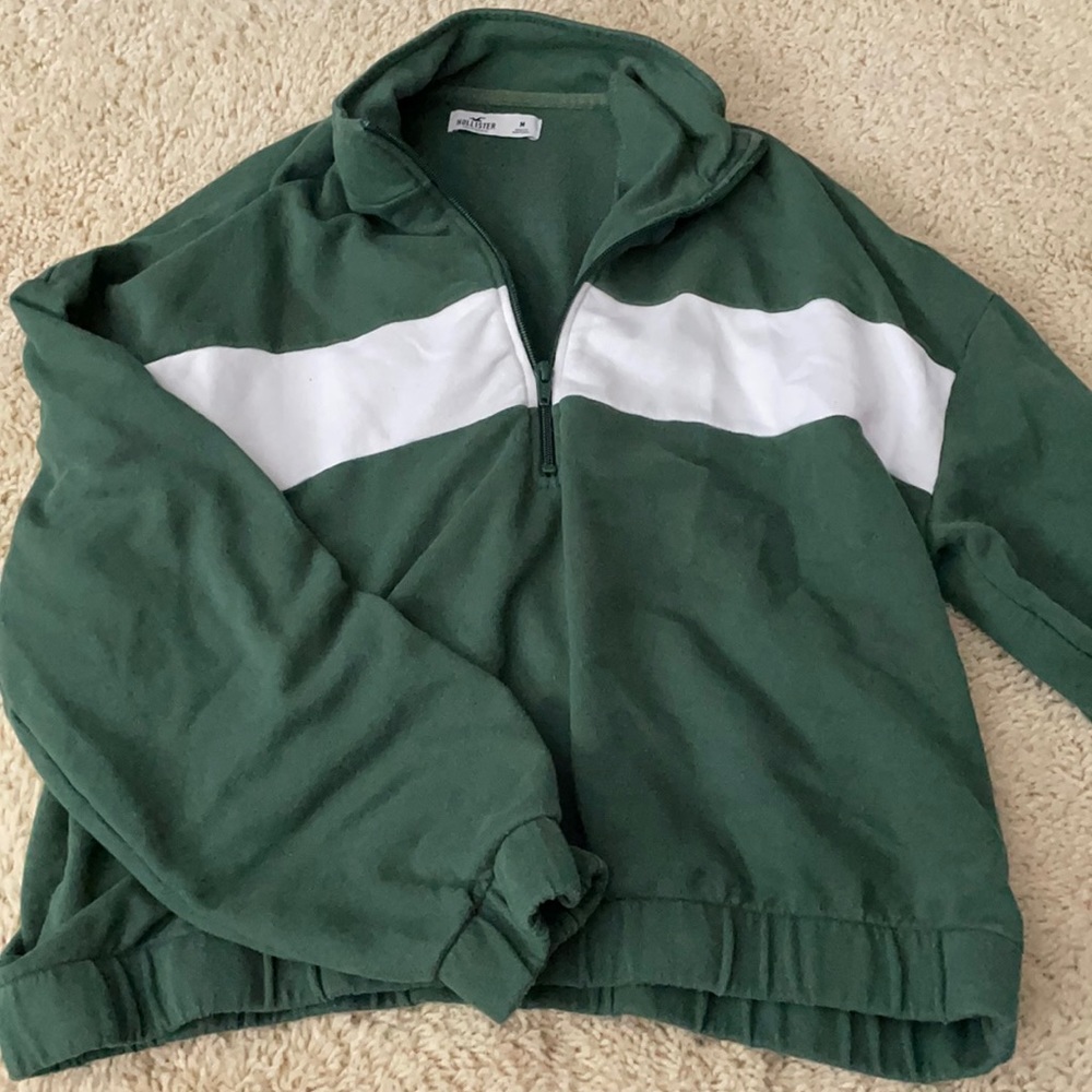 holister half zip